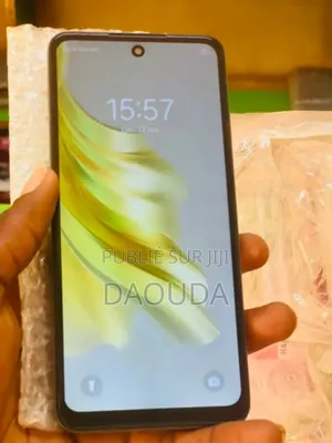 Photo - New Tecno Spark 20 Pro 256 GB Blanc