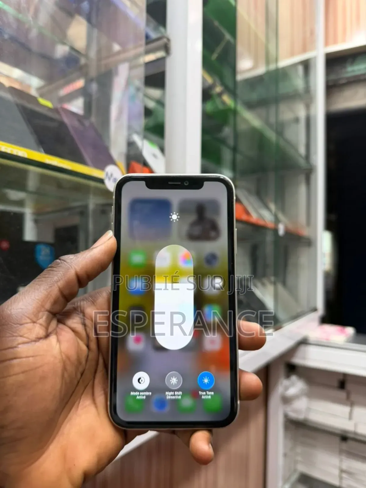 Apple iPhone 11 64 GB Blanc