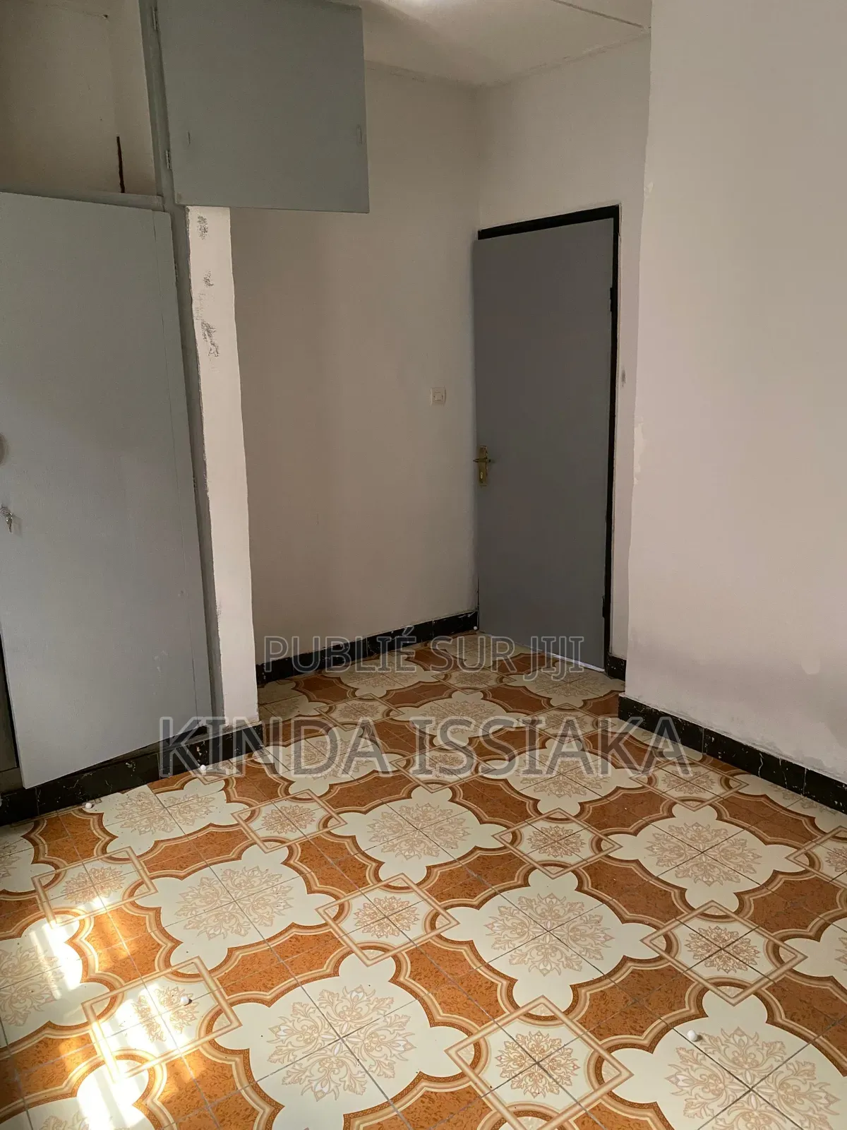 4chbre Villa dans Villa 4Pieces, Bouaké à Vendre