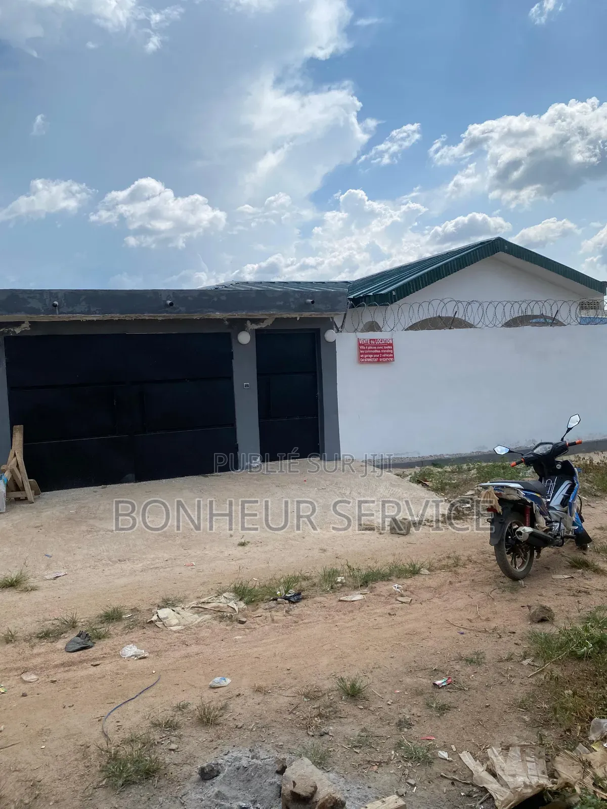 3chbre Maison dans Gbêkê Immobilier, Bouaké à Vendre
