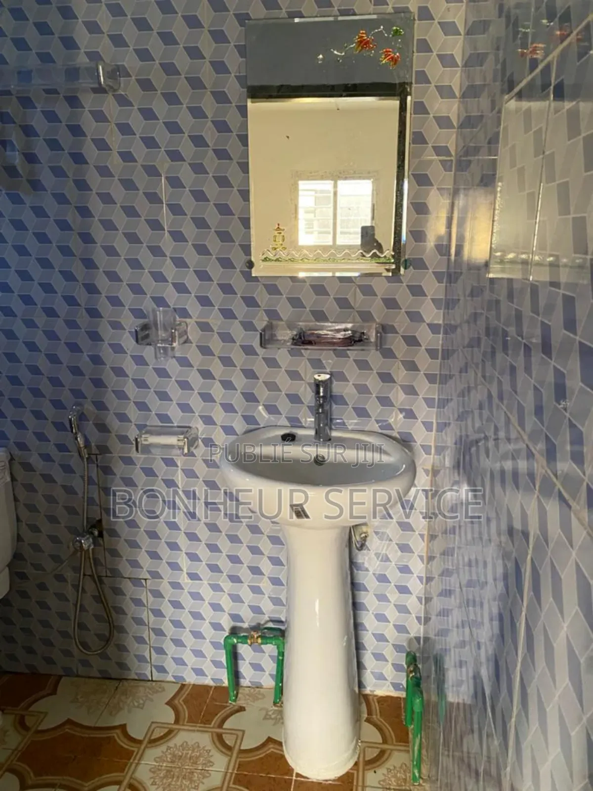 3chbre Maison dans Gbêkê Immobilier, Bouaké à Vendre