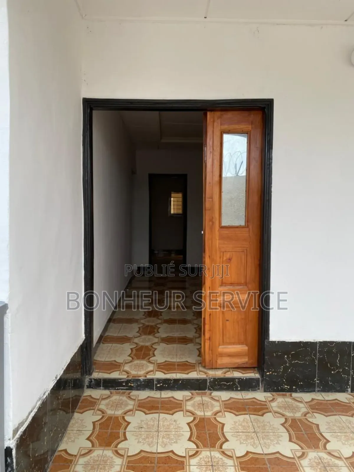 3chbre Maison dans Gbêkê Immobilier, Bouaké à Vendre