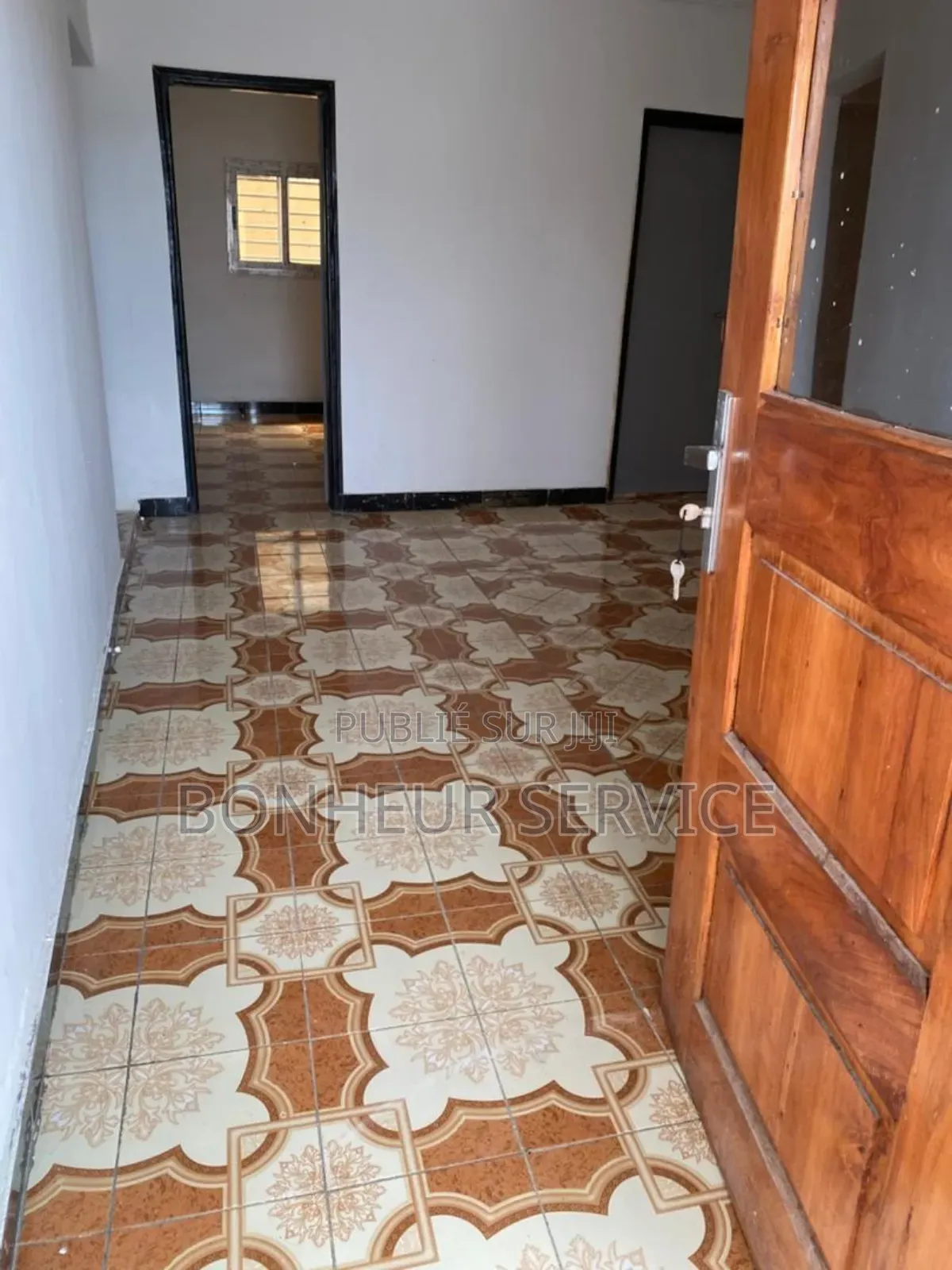 3chbre Maison dans Gbêkê Immobilier, Bouaké à Vendre