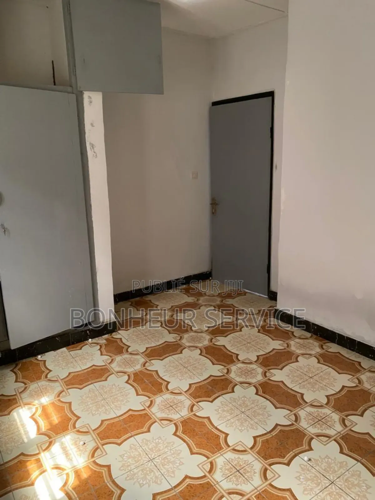 3chbre Maison dans Gbêkê Immobilier, Bouaké à Vendre