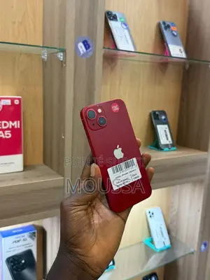 Neuf Apple iPhone 13 128 GB Rouge