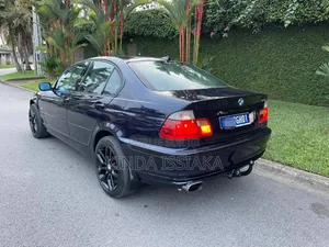 BMW 318i 2002 Black