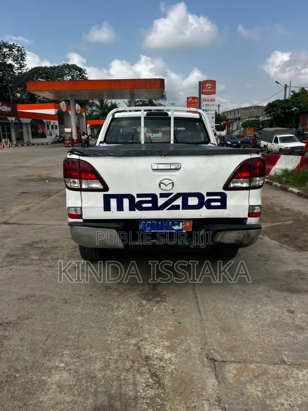 Mazda BT-50 2021 Blanc cassé