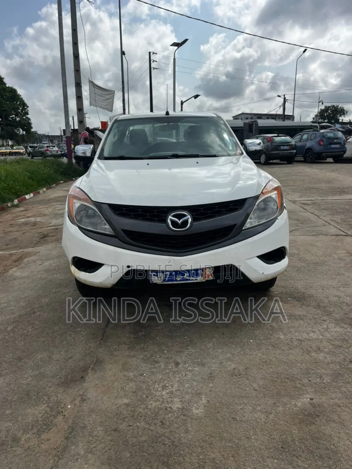 Mazda BT-50 2021 Blanc cassé