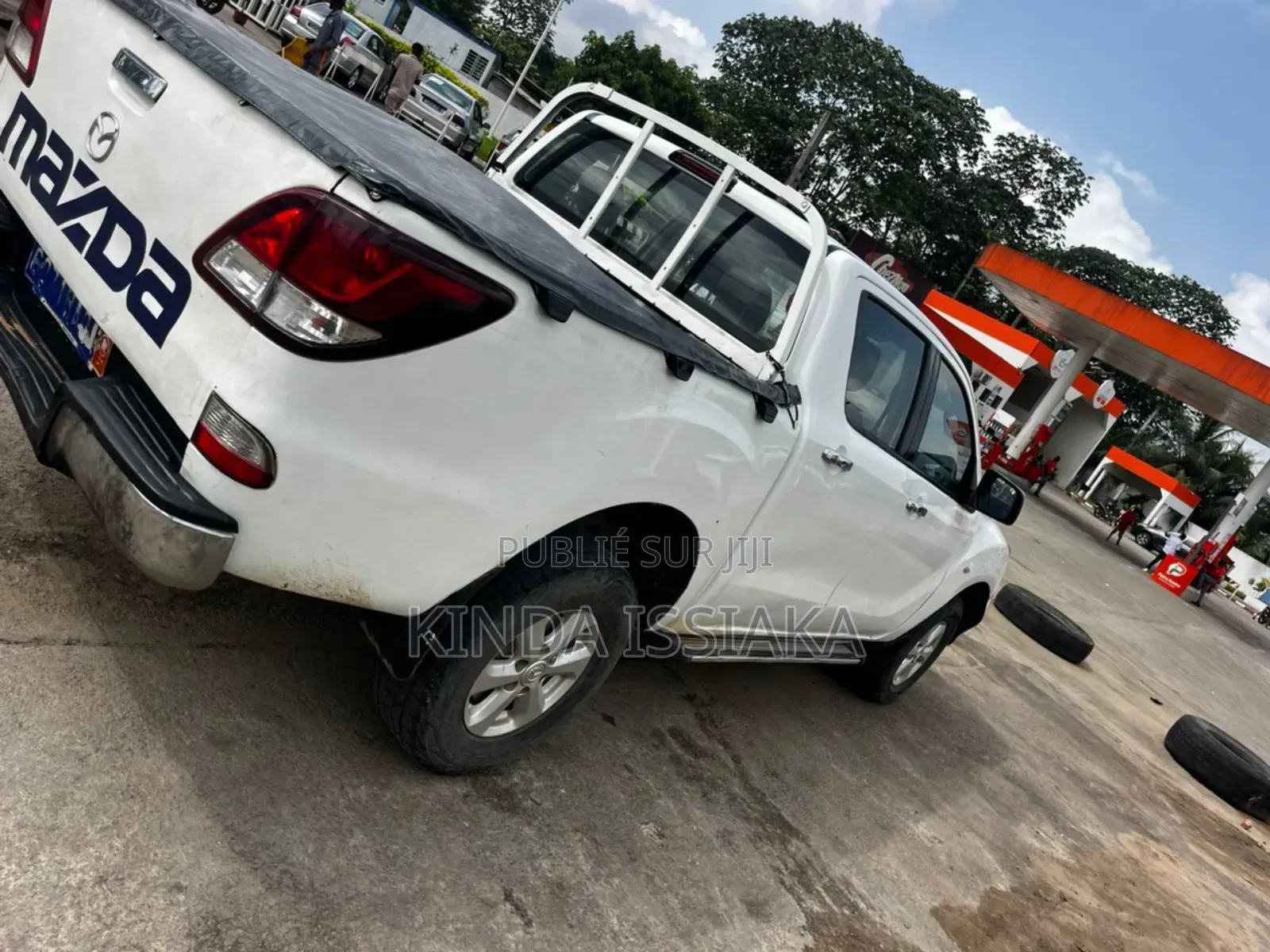 Mazda BT-50 2021 Blanc cassé