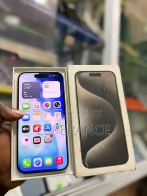 Apple iPhone 15 Pro Max 256 GB Gris