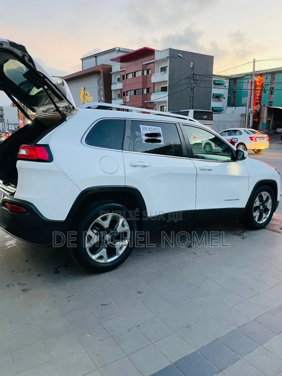 Jeep Cherokee Limited 4dr SUV 4WD (2.4L 4cyl 9A) 2015 Blanc