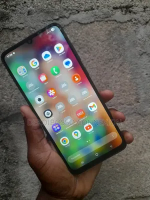 Photo - Samsung Galaxy A05 64 GB Blue