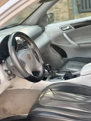 Mercedes-Benz C180 2002 Gris