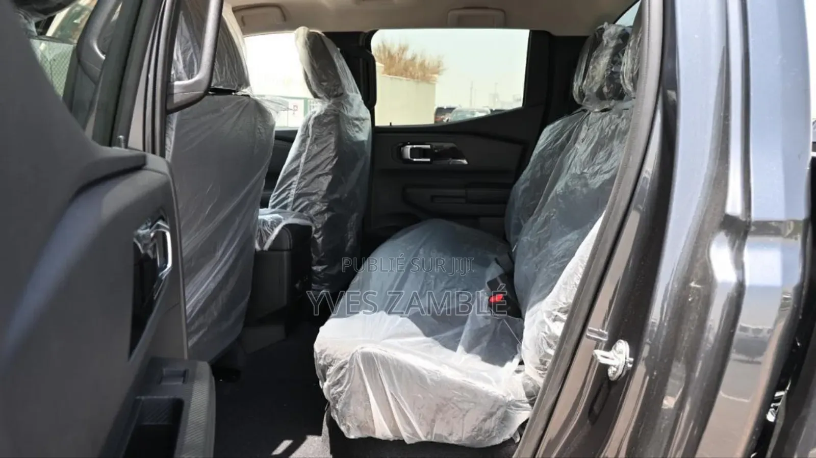 New Mitsubishi L200 2025 Black