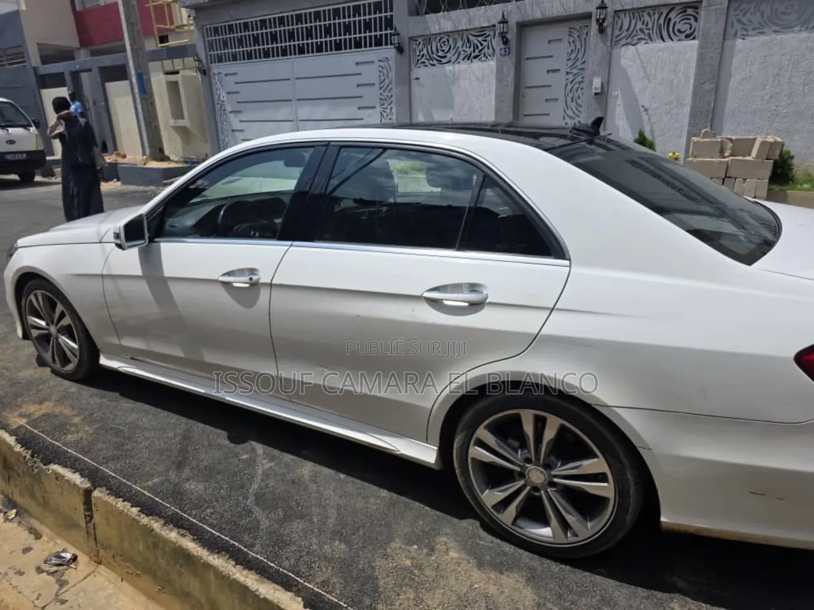 Mercedes-Benz E350 Base 4Matic Wagon AWD (3.5L 6cyl 7A) 2016