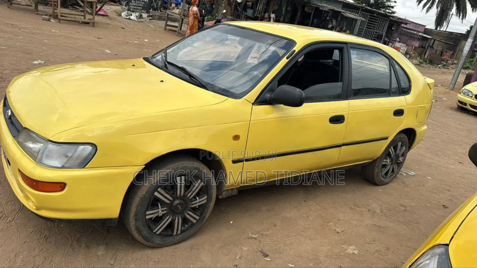 Toyota Corolla 2003 Jaune