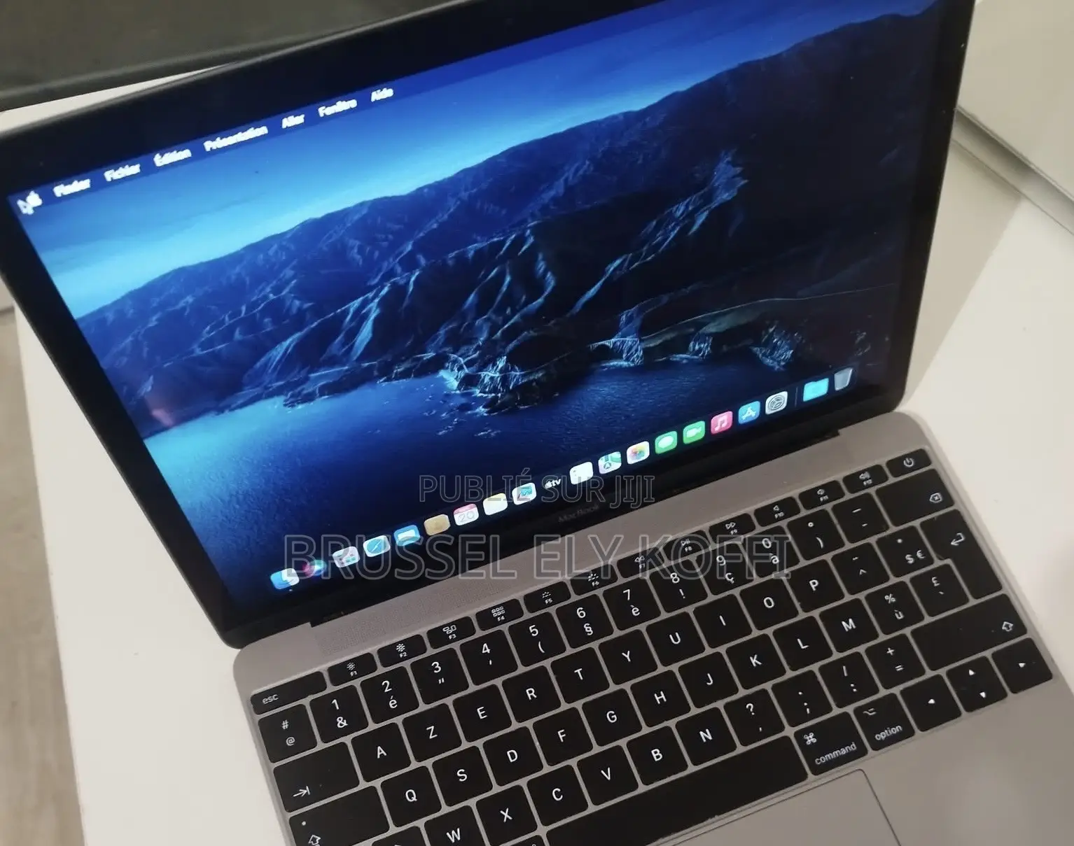 New Ordinateur Portable Apple MacBook 2017 8GB Apple M3 SSD 256GB