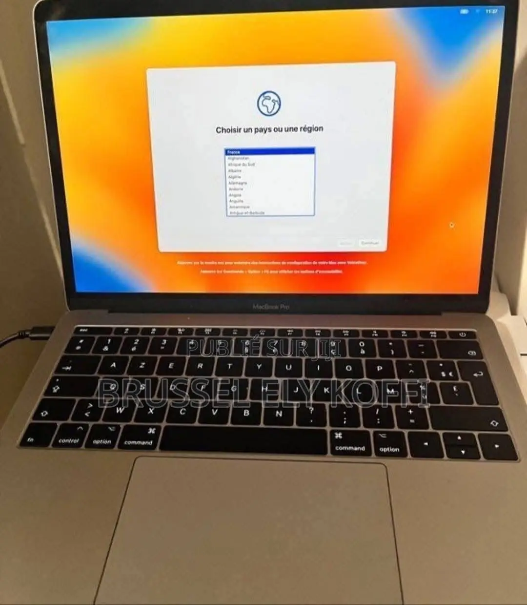 New Ordinateur Portable Apple MacBook 2017 8GB Intel Core I5 SSD 256GB