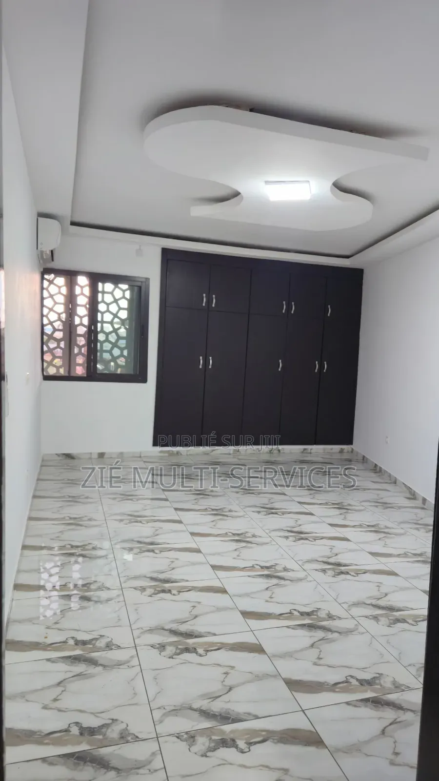 4chbre Appartement dans Zié Multi-Service, Marcory à Vendre