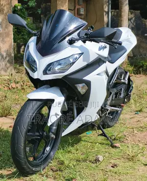 New Motorcycle 2021 Blanc