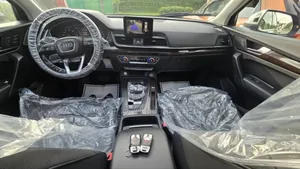 Audi Q5 45 Premium AWD quattro 2020 Gris