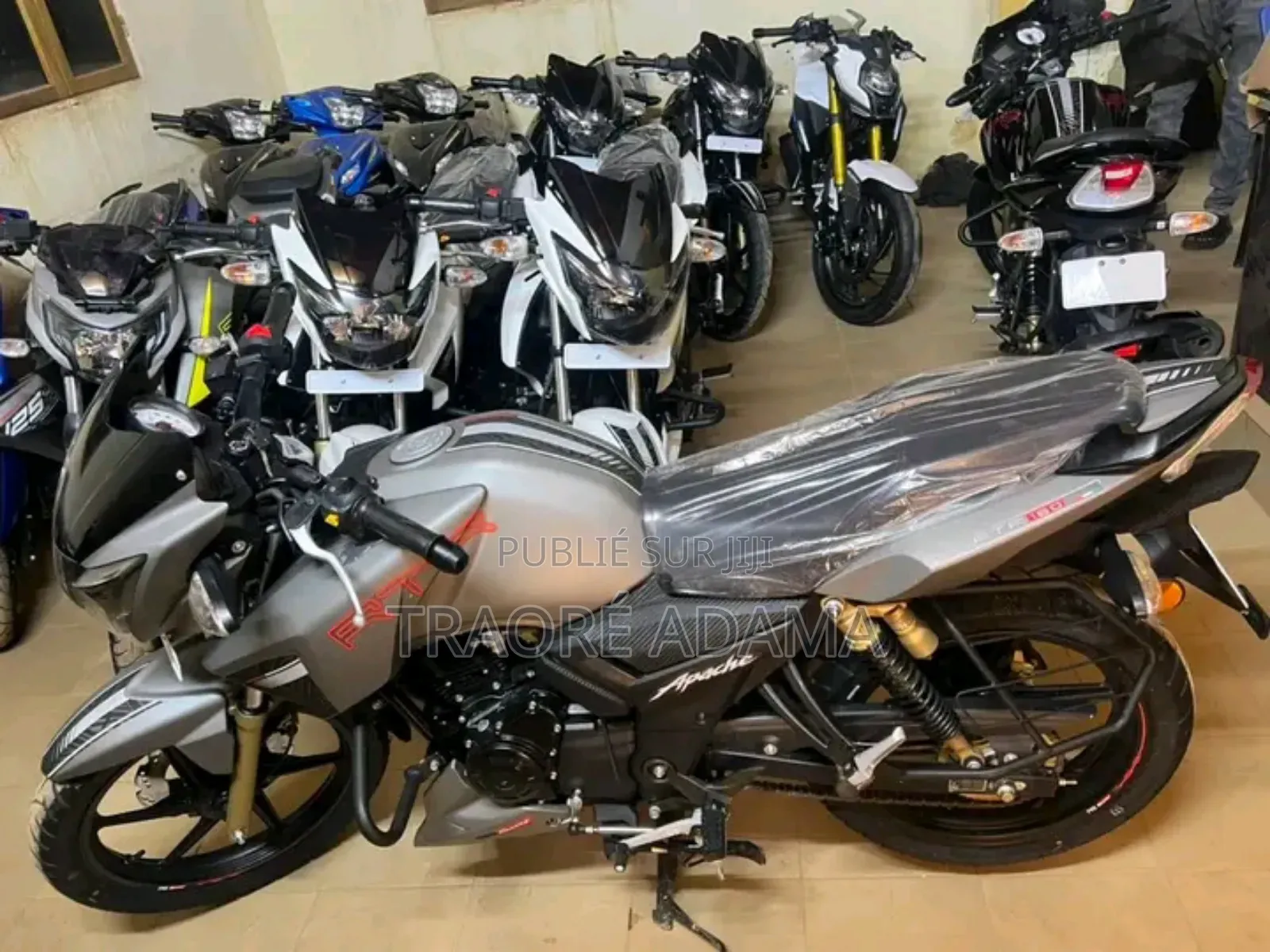 New TVS Apache 180 RTR 2024