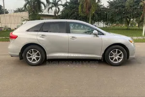 Toyota Venza 2010 Gris