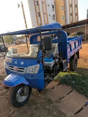 New TVS King Cargo 2024