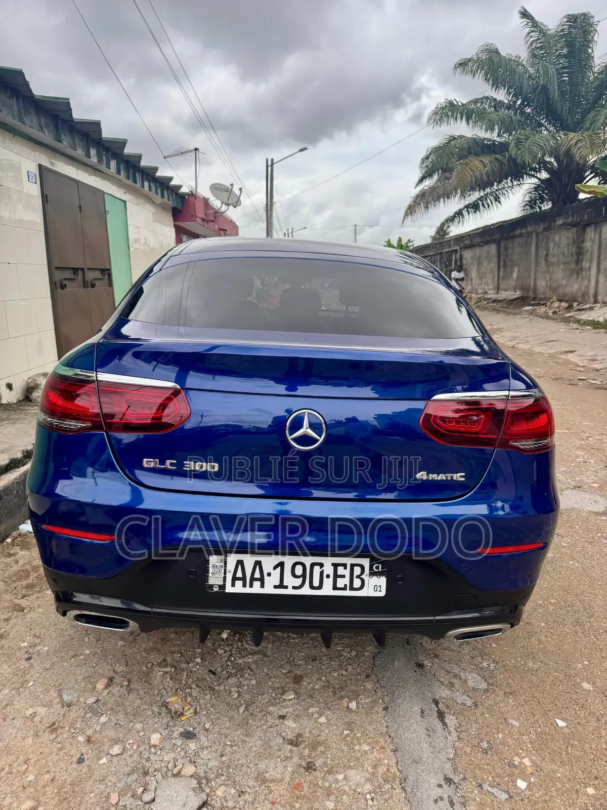 Mercedes-Benz GLC-Class 2022 Blue