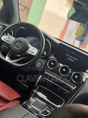 Mercedes-Benz GLC-Class 2022 Blue