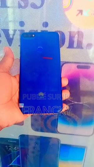 Photo - New Huawei Y7 Prime 2018 64 GB Blue