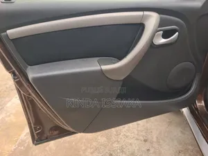 Renault Duster 2014 Doré