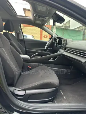 Hyundai Elantra 2021 Black