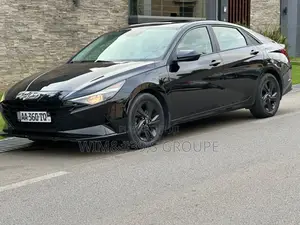 Photo - Hyundai Elantra 2021 Black
