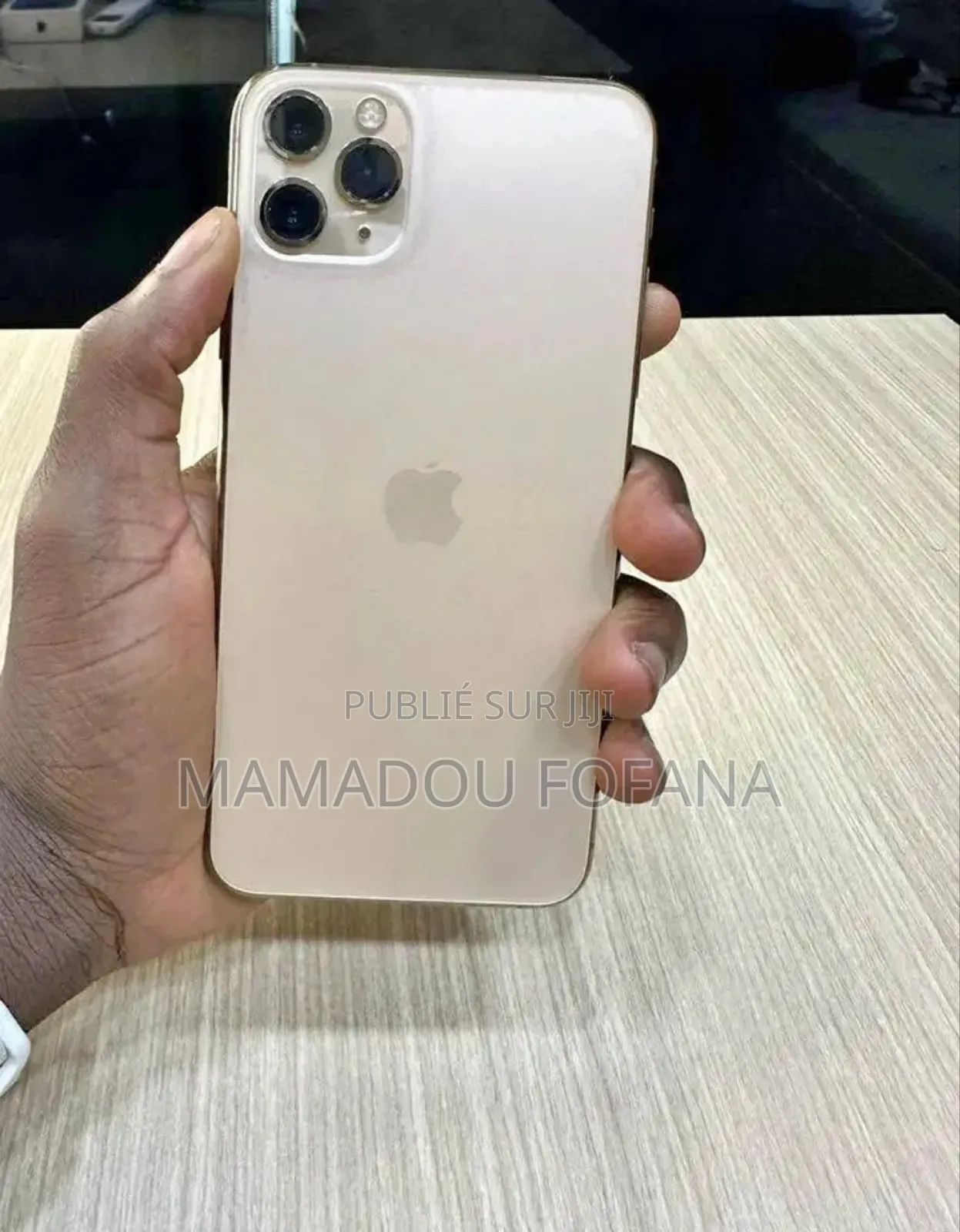 Apple iPhone 11 64 GB Bronze