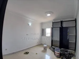 2chbre Appartement dans Grand Bassam Modeste à Louer