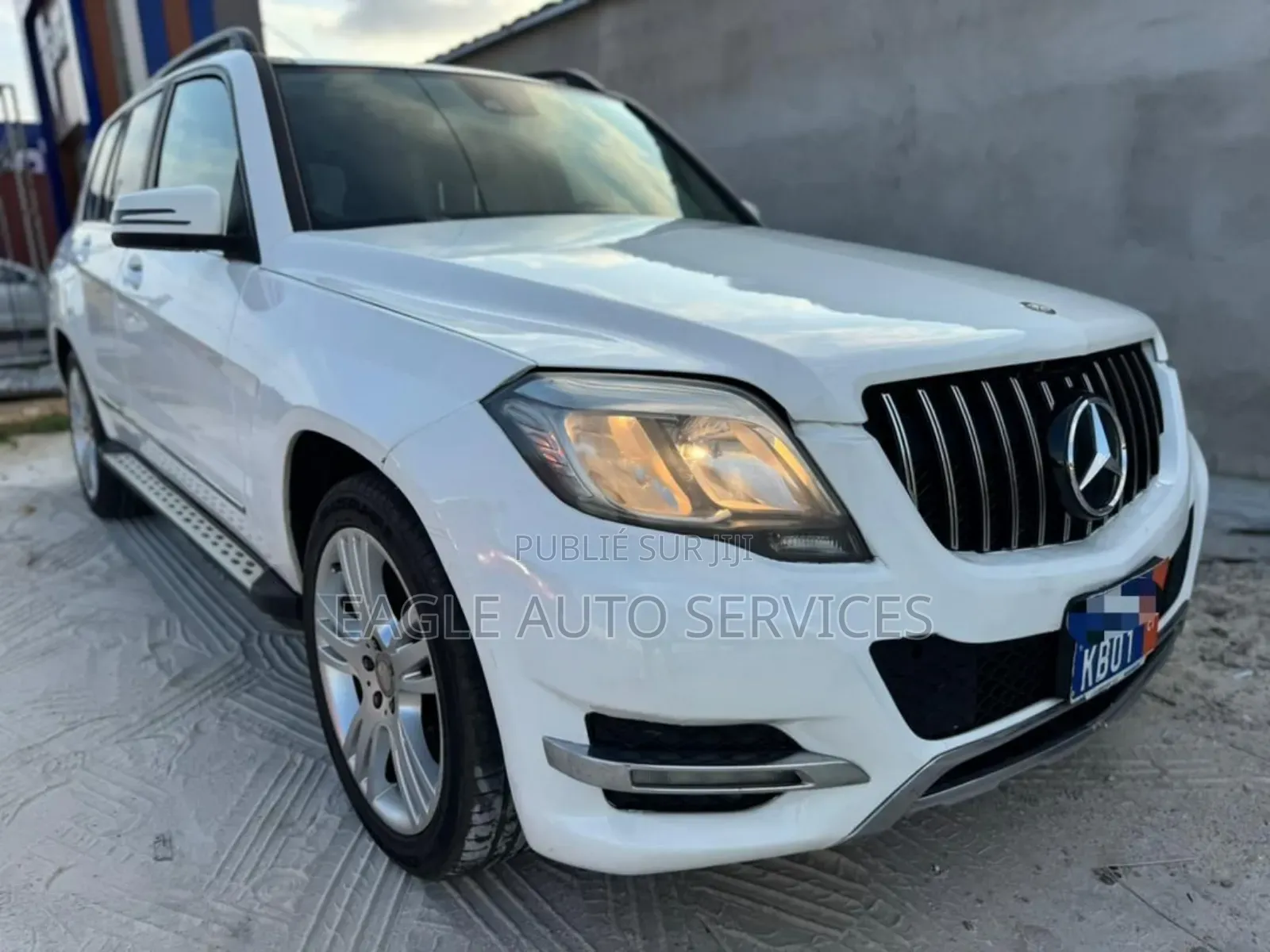 Mercedes-Benz GLK-Class Base GLK 350 4dr AWD 4MATIC (3.5L 6cyl 7A) 2015
