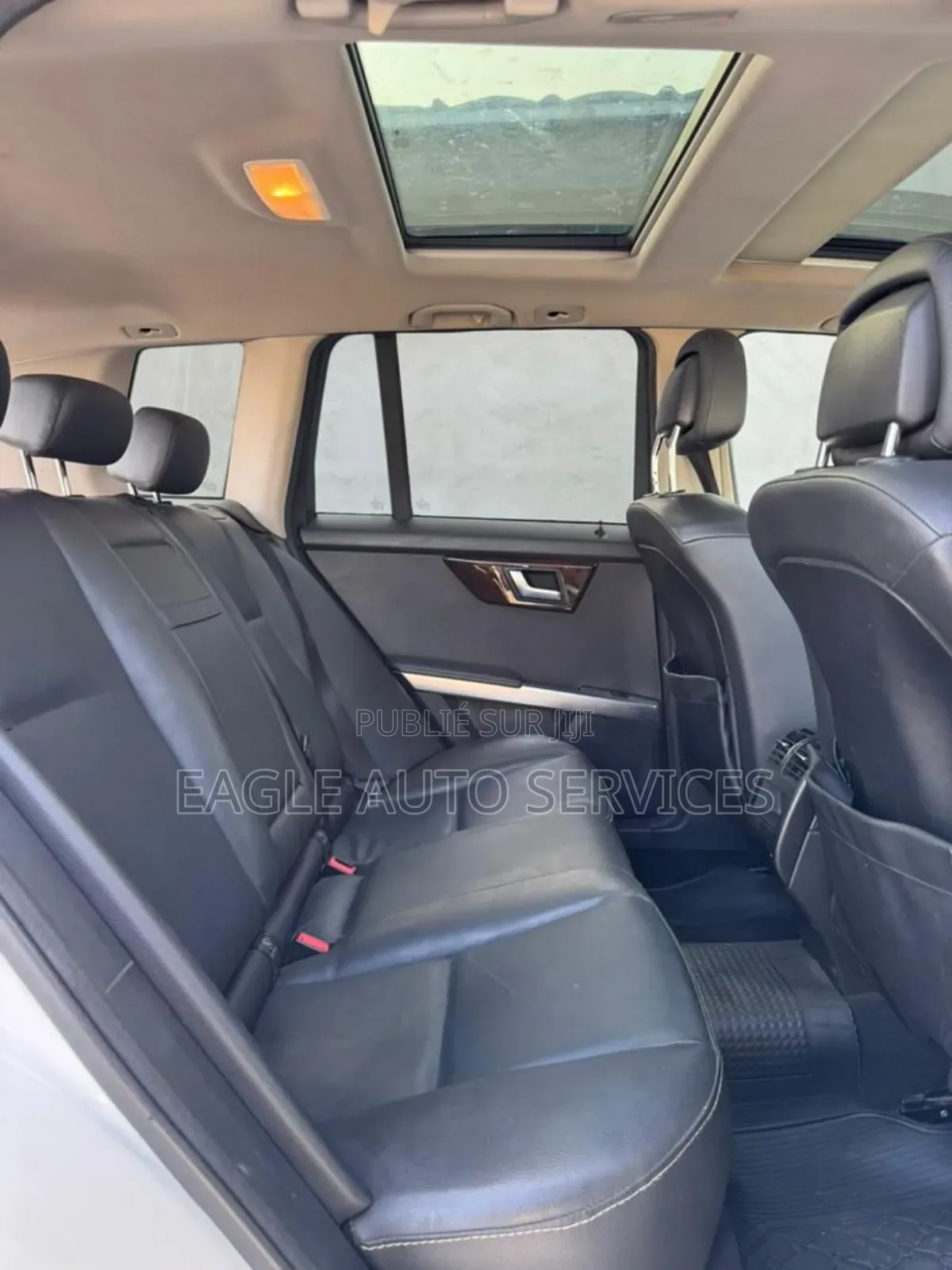 Mercedes-Benz GLK-Class Base GLK 350 4dr AWD 4MATIC (3.5L 6cyl 7A) 2015