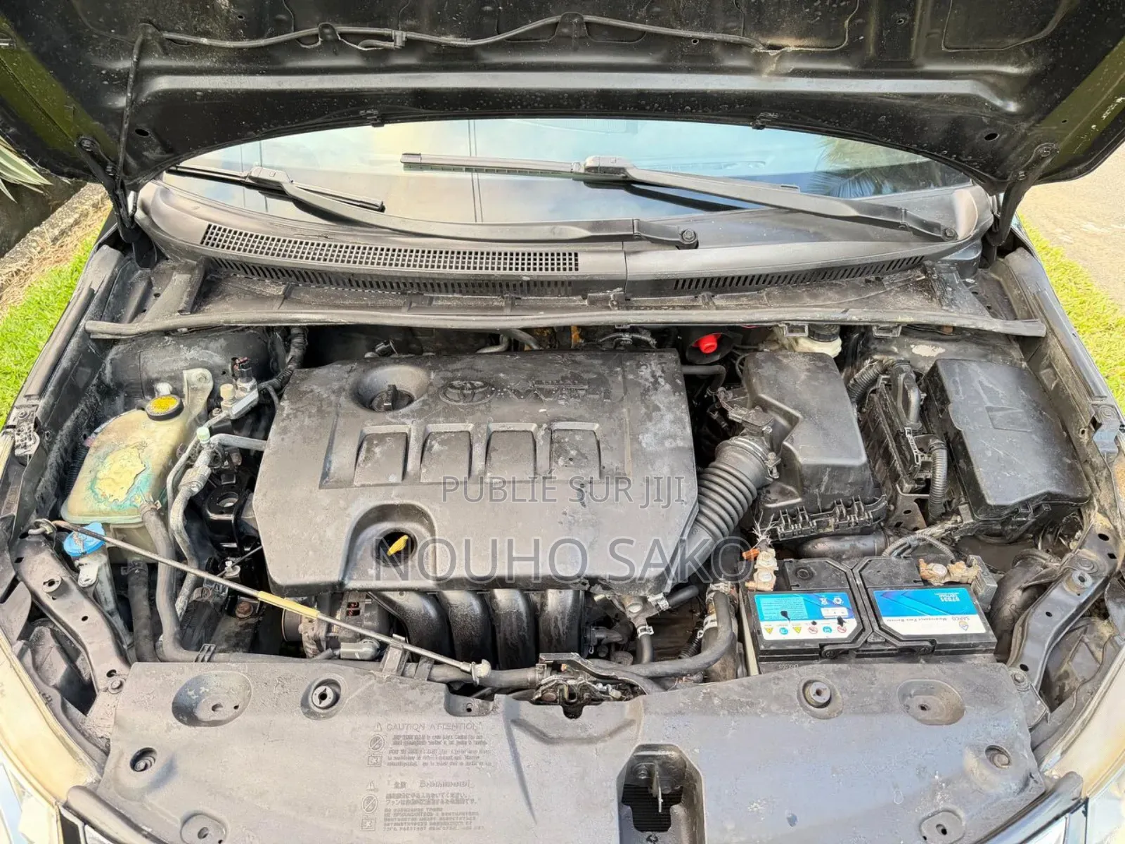 Toyota Avensis 2012 Black