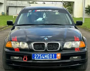 Photo - BMW 318i 2002 Black