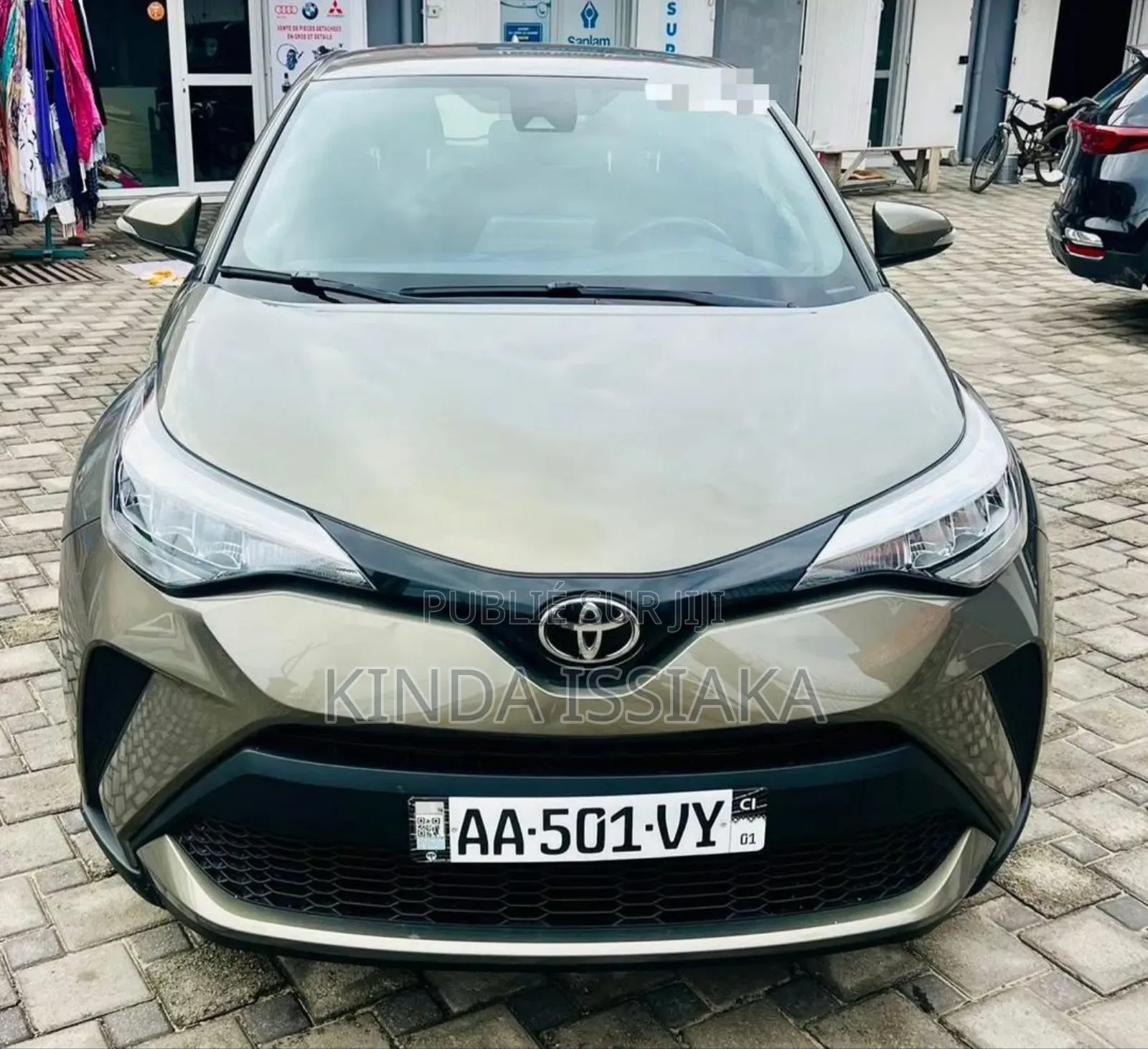 Toyota C-HR Limited 2021 Jaune