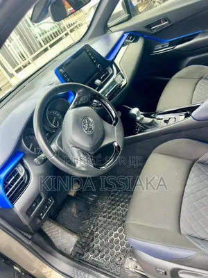 Toyota C-HR Limited 2021 Jaune