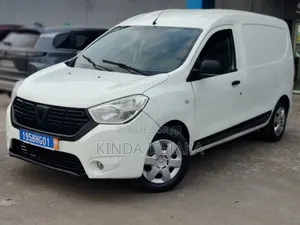Photo - Dacia Dokker 2020 Blanc cassé