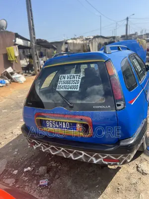 Toyota Corolla 2005 Blue
