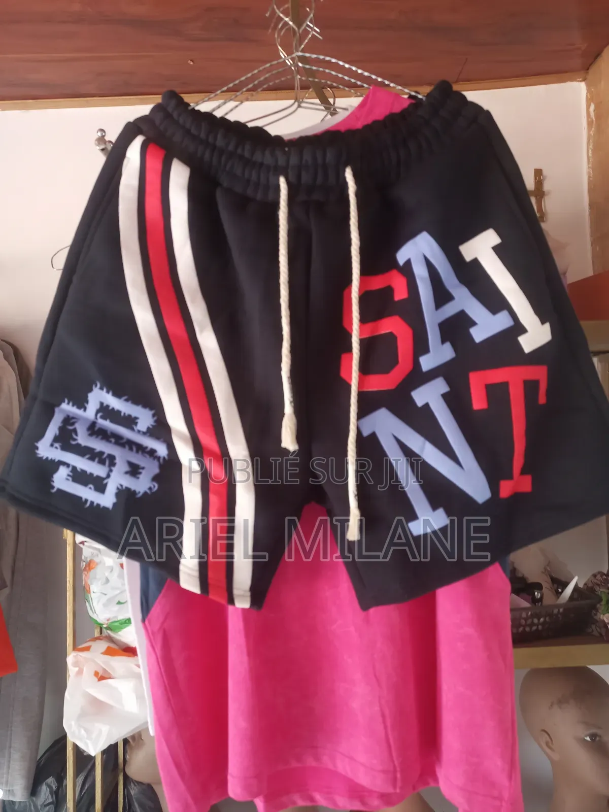 Vente De Vêtements Homme Toutes Les Tailles Et De Jogging, Culottes