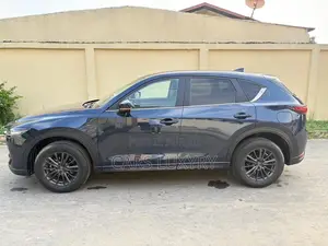 Mazda CX-5 2.5 S Select Package 2022 Black