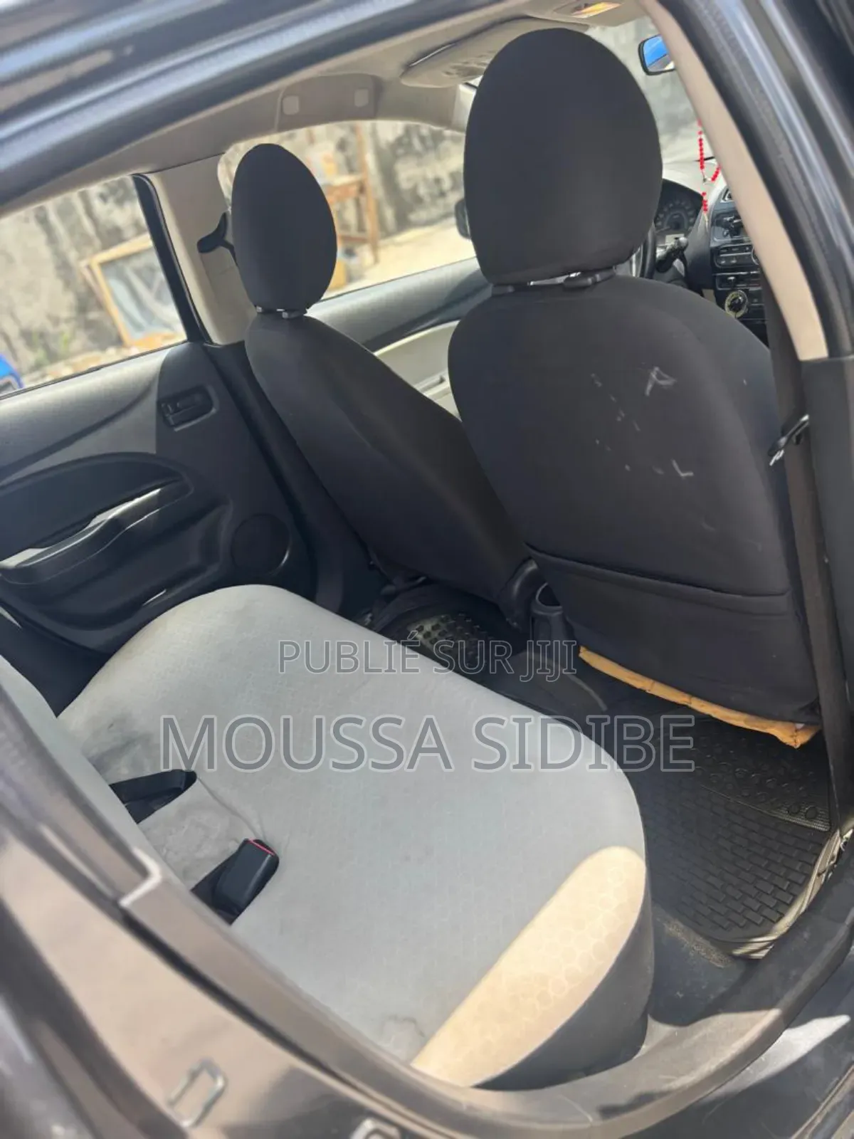 Mitsubishi Mirage 2017 Gris