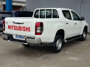 Mitsubishi L200 2022 Blanc