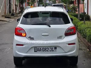 Mitsubishi Spacestar 2017 Blanc