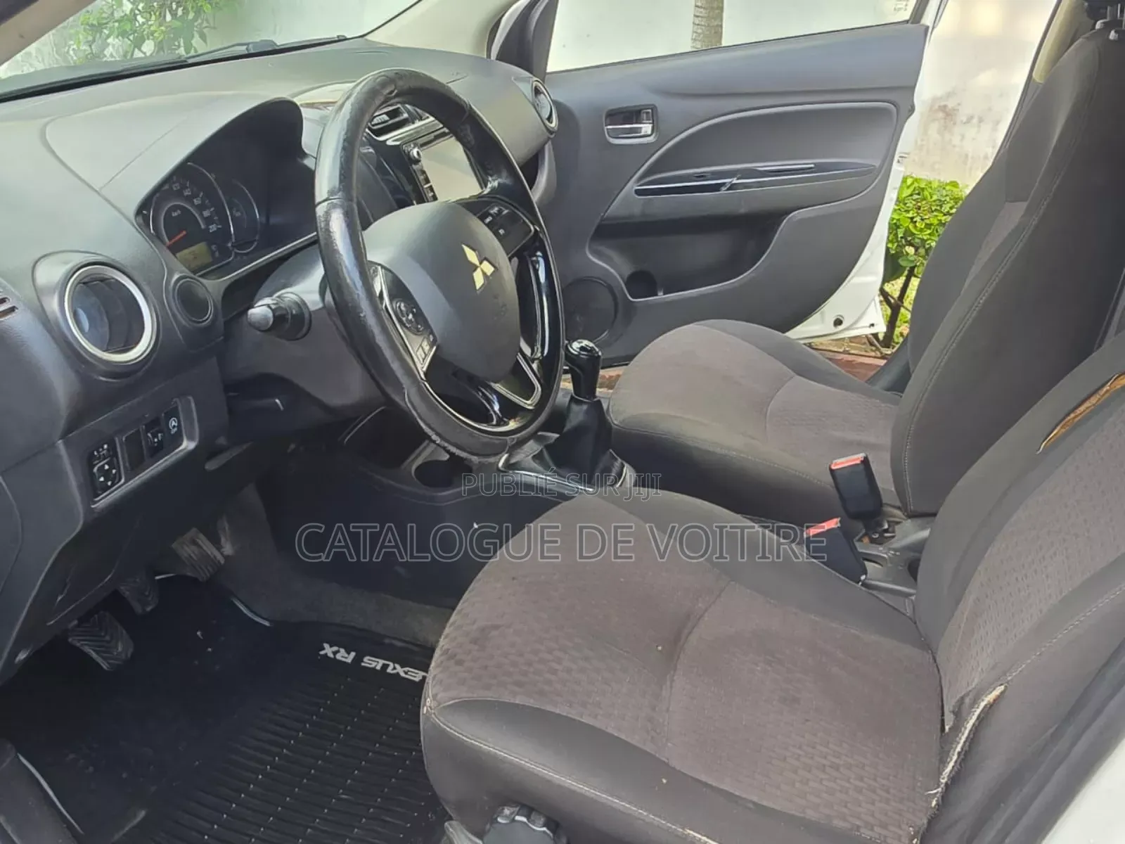 Mitsubishi Spacestar 2017 Blanc